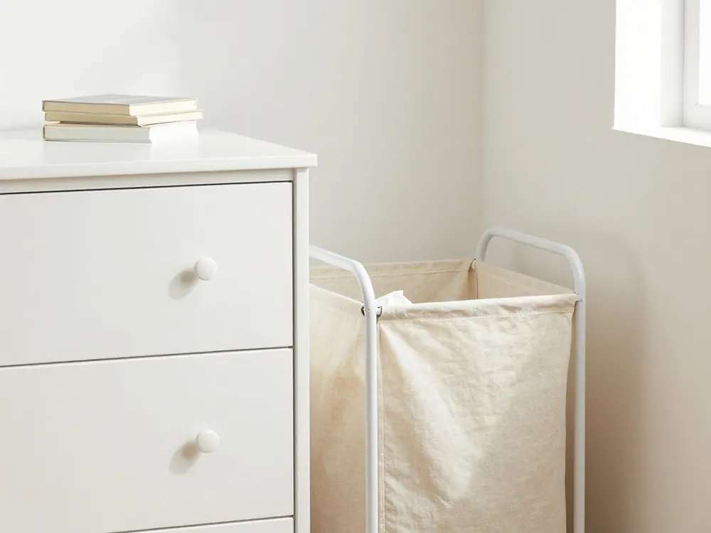 Laundry Basket Small Space Ideas: 9 Slim, Foldable and Renter-Safe Picks for Apartments Without a Laundry Room